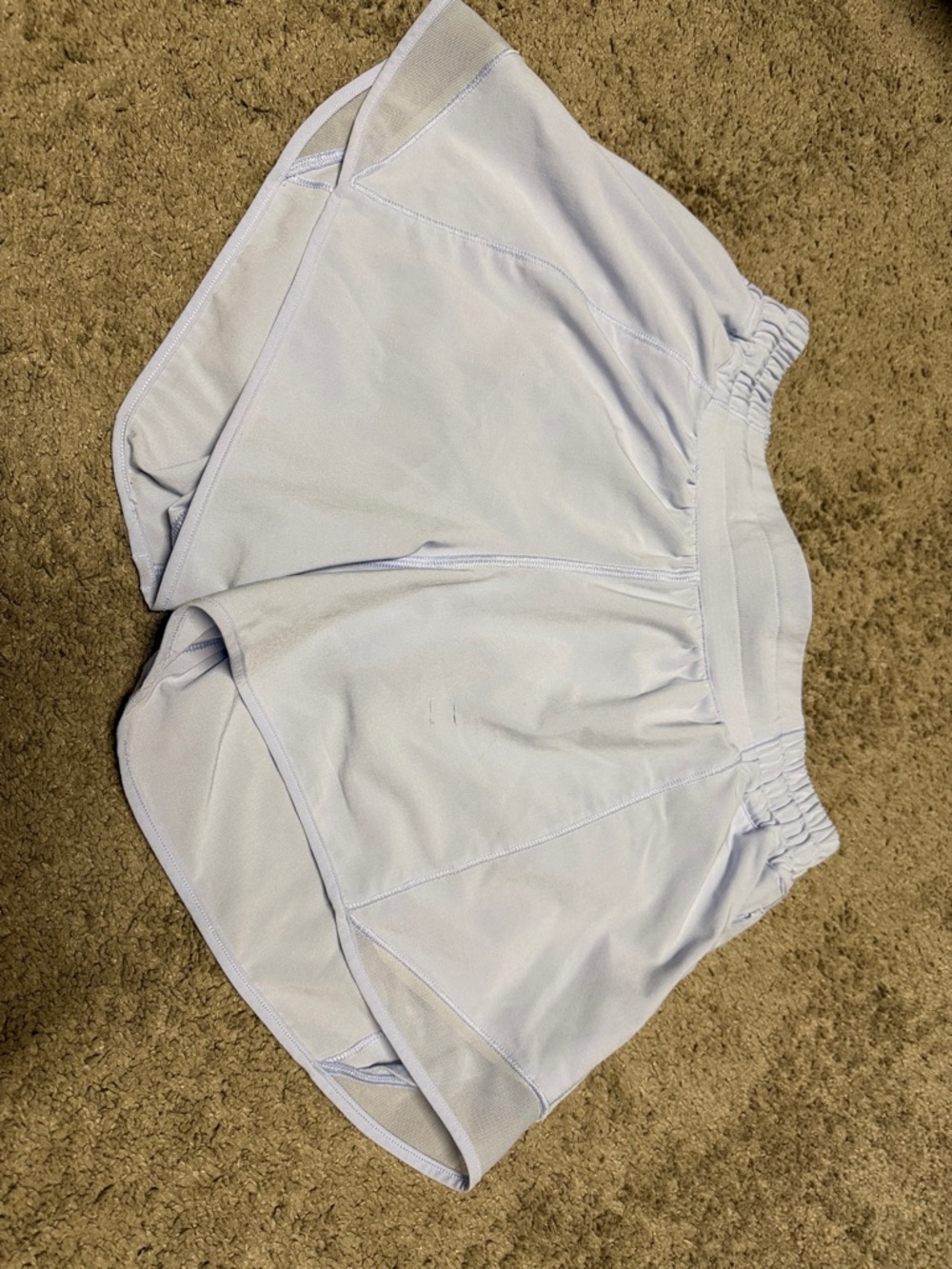 Lululemon Hotty Hot Shorts Low Rise Lined Short Size 8, 4”